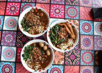 Mie Kangkung Johan, Rasa Legendaris di Tangerang yang Tak Terlupakan