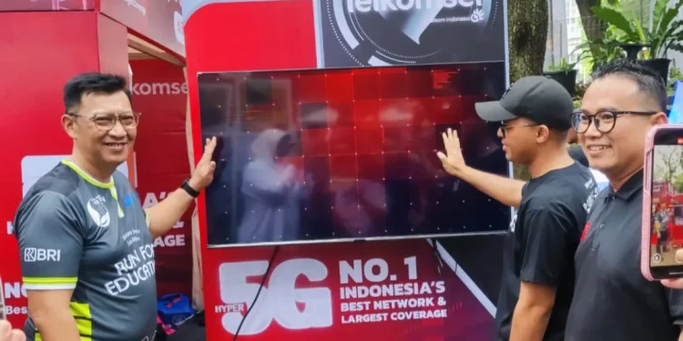 Telkomsel Luncurkan Hyper 5G di Bintaro Jaya dengan Kecepatan Internet Sampai 300 Mbps