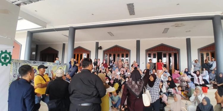 Ratusan Nasabah Laporkan Koperasi BMT ke Polda Banten, Kerugian Capai Rp9,1 Miliar