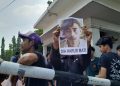 Ratusan Warga Datangi PN Serang Tuntut Hukuman Mati untuk Pelaku Mutilasi Gunungsari