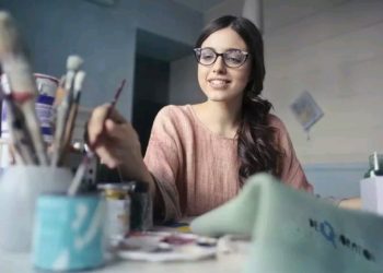 Besok Kembali Masuk Kerja, Ini yang Perlu Dipersiapkan Agar Semangat
