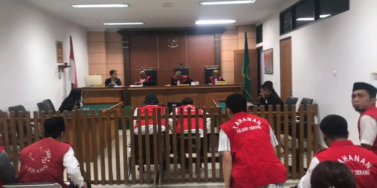 Tuntutan Kasus Produksi Narkoba di Rumah Mewah Serang Ditunda 8 Kali