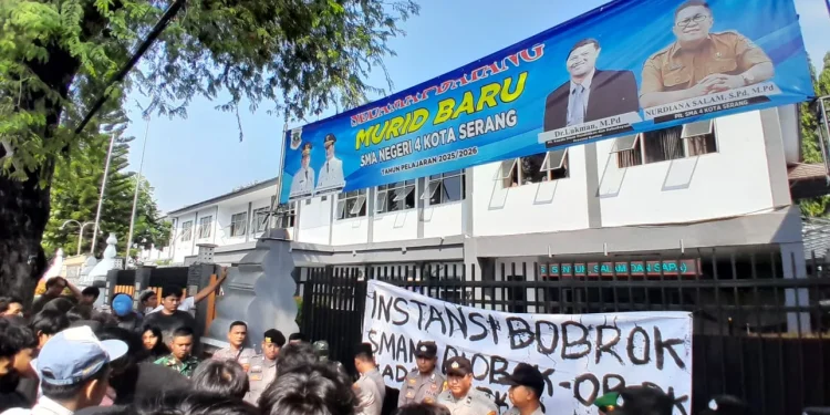 Alumni SMAN 4 Kota Serang Sebut Guru Klaim Penampilan Siswa Penyebab Pelecehan