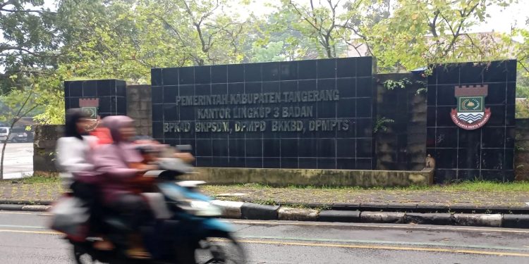 Reklame Ilegal di Kabupaten Tangerang Terus Membengkak Ribuan Tidak Berizin