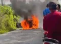 Mobil Sedan di Lebak Terbakar Diduga Karena Korsleting pada Mesin