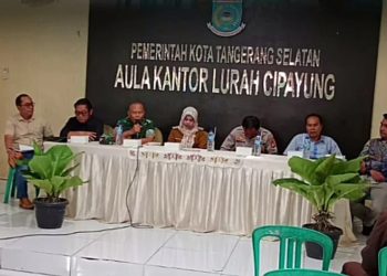 Manajemen Akui Belum Kantongi Izin, Kenapa Showroom di Ciputat Dapat Dibangun?