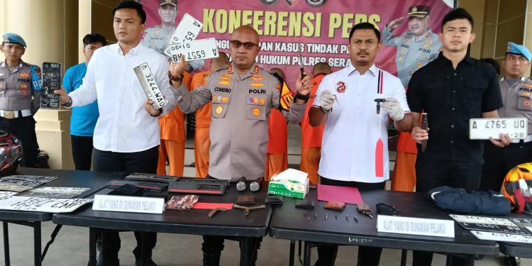Polres Serang Tangkap Komplotan Curanmor Spesialis Parkiran, 2 Orang Ditembak