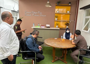 Limpahan Tersangka Kedua Kasus Apotek Gama dari BBPOM Serang ke Kejari Cilegon