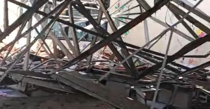 Atap Sekolah Dasar Kedung Dalem 2 Kabupaten Tangerang Runtuh