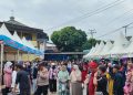 Ribuan Warga Serbu Bazar Pangan Murah di Cikande