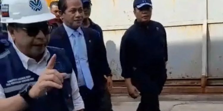 Menteri Hanif Kunjungi PT GRS di Kabupaten Serang Setelah Pengeroyokan Jurnalis dan Staf Kementerian
