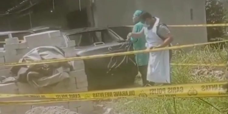 Mayat Pria Ditemukan di Mobil Buat Warga Kampung Cimedeng Pandeglang Geger