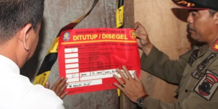 Satpol PP Tangerang Segel Bangunan Diduga Tempat Prostitusi