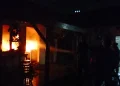 Kebakaran Kafe Nostalgia di Kota Serang Mengakibatkan Dua Orang Luka Bakar