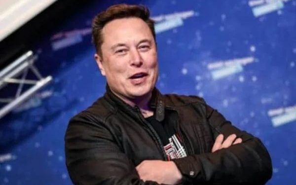 Perusahaan Elon Musk PHK 500 Karyawan Melalui Email
