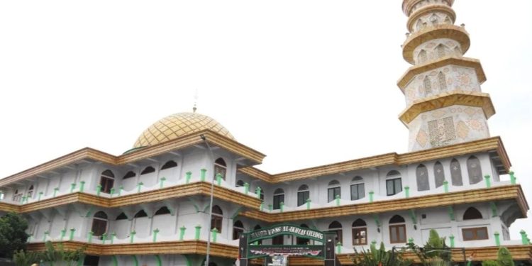 Sejarah Masjid Agung Al-Ikhlas Ciledug Dari Pasar Rakyat Menjadi Ikon Dakwah Tangerang