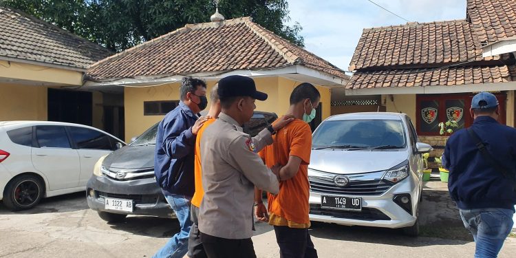 Penggerebekan Komplotan Pencuri Tembaga Bernilai Ratusan Juta di Bojonegara