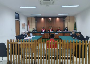 Dua Mahasiswa Dituntut Berbeda Usai Demonstrasi Agustus Lalu