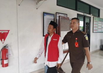 Pengusaha Minta Mobil dan iPhone, Ketua LSM Kabupaten Serang Divonis 5 Tahun Penjara