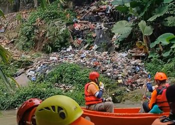 Bersihkan 49 Titik Sampah di Sungai Cibanten, 16 Titik Masih Menumpuk