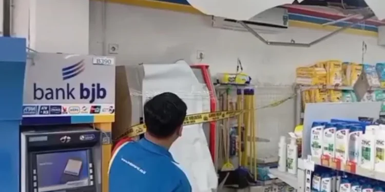 ATM Minimarket Kaligandu Kota Serang Dibobol Penjahat