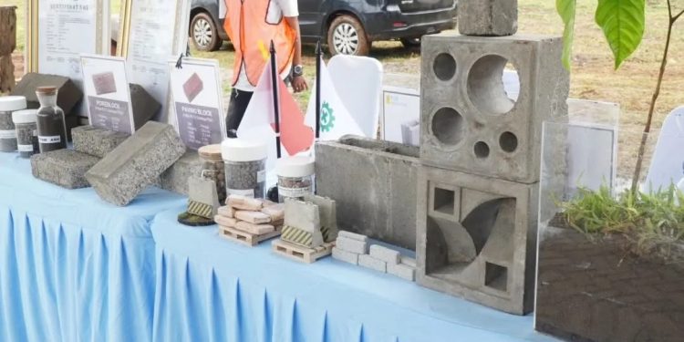 Limbah Menjadi Berkah: Desa Pandeglang Olah FABA Jadi Paving Block