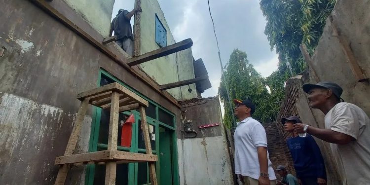 Kisah Warga Cilegon 25 Tahun Tanpa Jamban, Helldy: Rasa Bersalah Saya