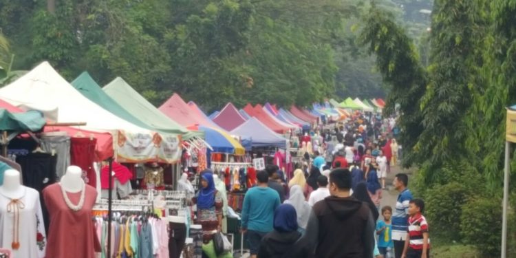 6 Ide Usaha Kuliner Menguntungkan di Area Street Food yang Sedang Populer