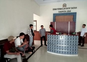 Staf DPRD Lebak Diduga Usir Wartawan Saat Meliput Rakor Huntara
