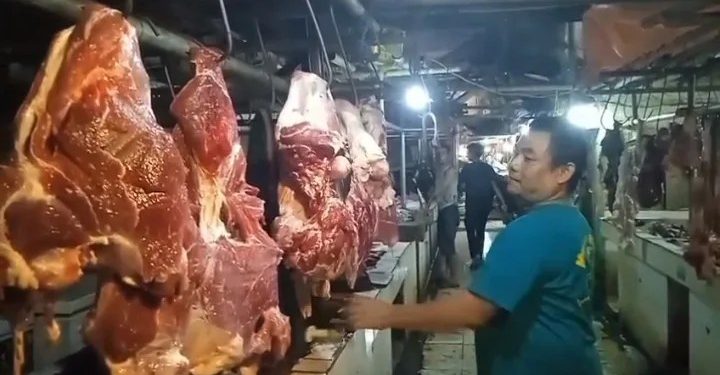 Harga Daging Pasar Rangkasbitung Meningkat, Pedagang Memilih Tidak Jualan