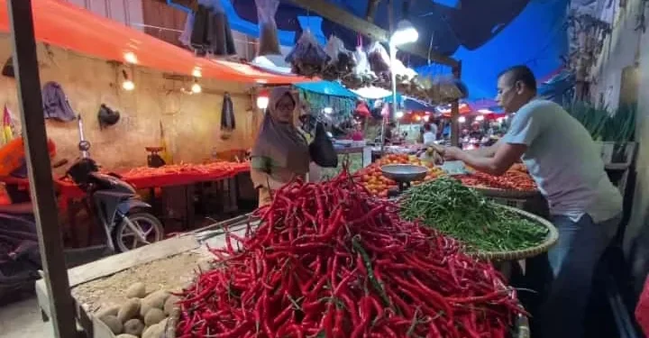 Harga Cabai Pasar Rangkasbitung Menjadi Sangat Tinggi