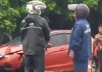 Jazz Curian Tabrak Pemotor Hingga Tewas di Kota Serang