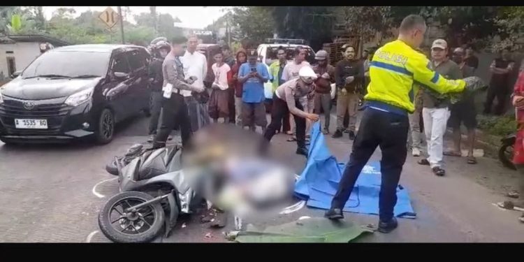 Jalan Berlubang Menyebabkan Kecelakaan, Pelajar Lebak Tewas Tertabrak Truk