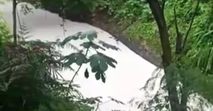 Sungai Serpong Tiba-tiba Berwarna Putih, DLH Tangsel Jelaskan Penyebabnya