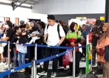 Jelang Ramadan, Stasiun Rangkasbitung Penuh Pengunjung