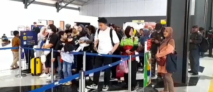 Jelang Ramadan, Stasiun Rangkasbitung Penuh Pengunjung